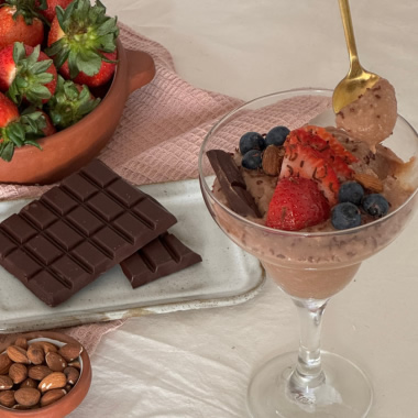 Mousse de chocolate y frutos secos